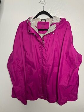 LL Bean Women's Lightweight Windbreaker Rain Jacket Hot Pink Size 3X Hood